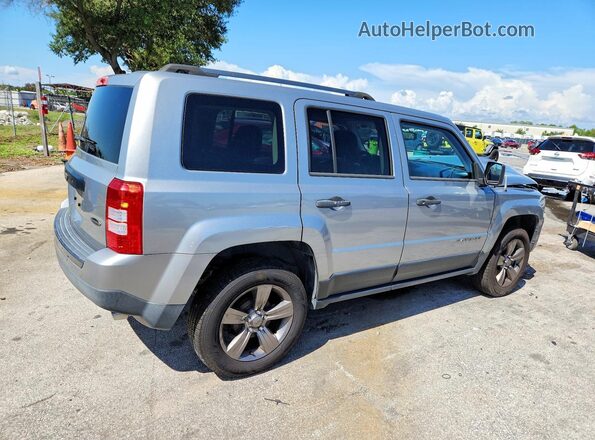 1C4NJPBAXGD749084 2016 JEEP PATRIOT Серебряный Задняя правая четверть