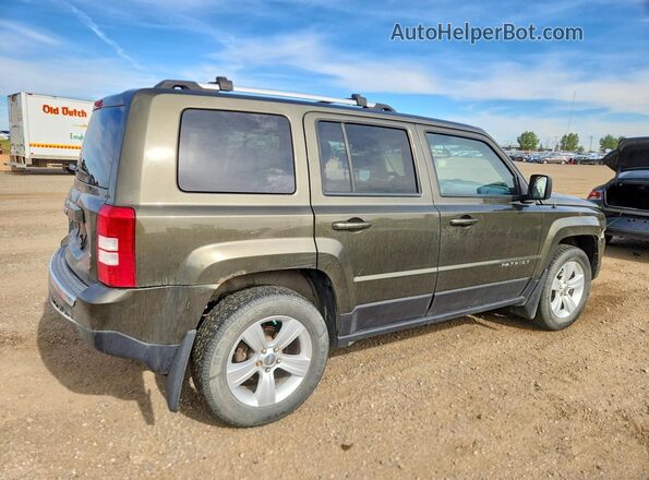 1C4NJRABXGD588340 2016 JEEP PATRIOT Зеленый Задняя правая четверть