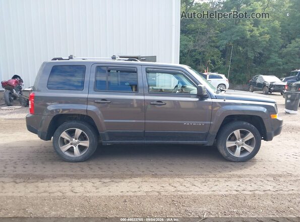 1C4NJRFBXGD784187 2016 JEEP PATRIOT Серый Вид задней части салона