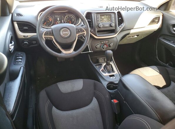 1C4PJLAB4GW342426 2016 JEEP CHEROKEE White Widok deski rozdzielczej