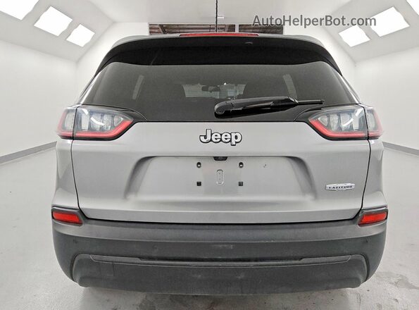 1C4PJLCB0KD370922 2019 JEEP CHEROKEE Silver Հետևի տեսք