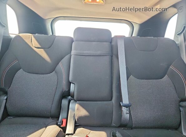 1C4PJLCB2GW287410 2016 JEEP CHEROKEE Silver Vista de los asientos traseros