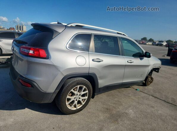 1C4PJLCB2HW574716 2017 JEEP CHEROKEE Silver უკანა მარჯვენა