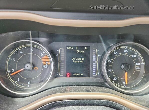 1C4PJLCB3JD596841 2018 JEEP CHEROKEE Silver Սարքավորումների վահանակի տեսք