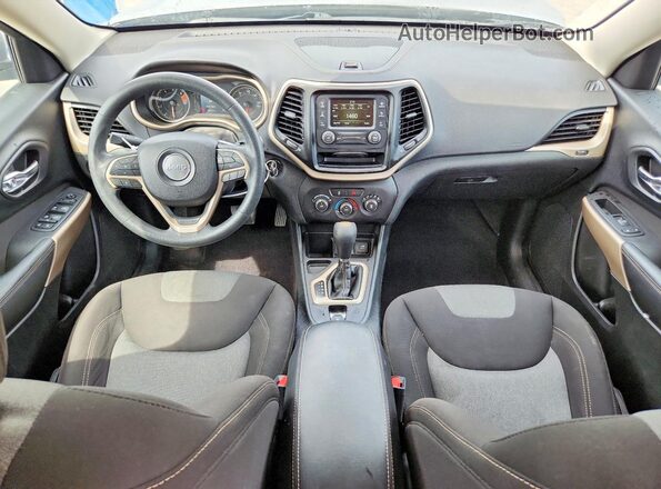1C4PJLCB3JD596841 2018 JEEP CHEROKEE Silver Առջևի վահանակի տեսք