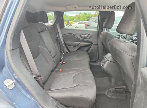 1C4PJLCB4LD606506 2020 JEEP CHEROKEE Синий Вид задней части салона