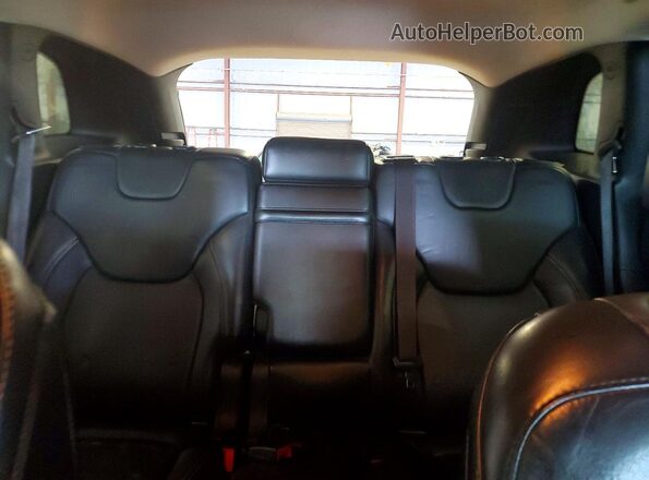 1C4PJLDB5HW533088 2017 JEEP CHEROKEE White Հետևի նստատեղերի տեսք