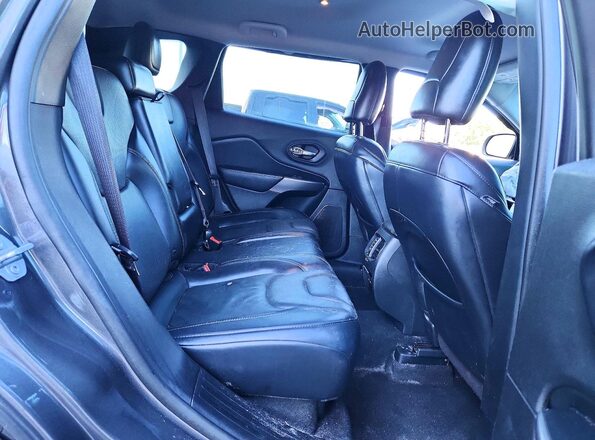 1C4PJLDB5KD427601 2019 JEEP CHEROKEE Gray უკანა სალონის ხედი