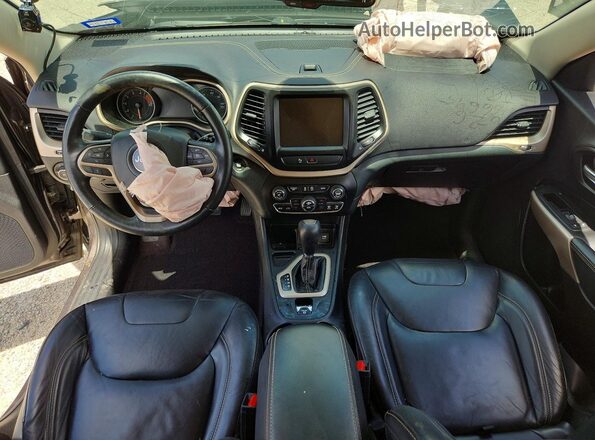 1C4PJLDS6HW573681 2017 JEEP CHEROKEE Gray Vista del salpicadero