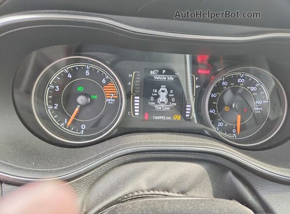 1C4PJLLB0KD392712 2019 JEEP CHEROKEE White Instrument cluster view