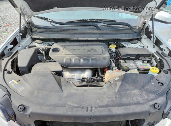 1C4PJLLB0KD392712 2019 JEEP CHEROKEE White Engine compartment view
