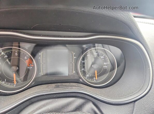1C4PJLLB0LD605496 2020 JEEP CHEROKEE Gray Սարքավորումների վահանակի տեսք