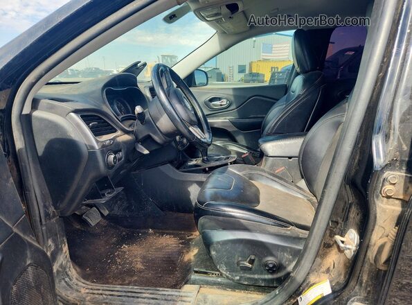 1C4PJLLN4KD164240 2019 JEEP CHEROKEE Black Widok wnętrza z przodu