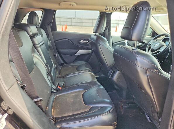 1C4PJLLX0JD510431 2018 JEEP CHEROKEE Черный Вид задней части салона