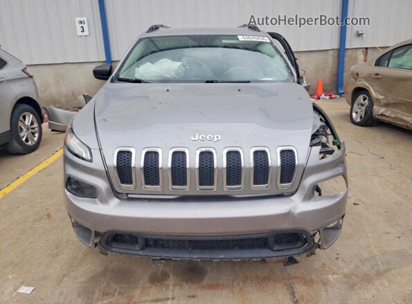 1C4PJMABXHW569434 2017 JEEP CHEROKEE Silver Вид спереду