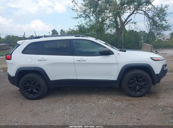 1C4PJMBS1GW163927 2016 JEEP CHEROKEE White უკანა სალონის ხედი