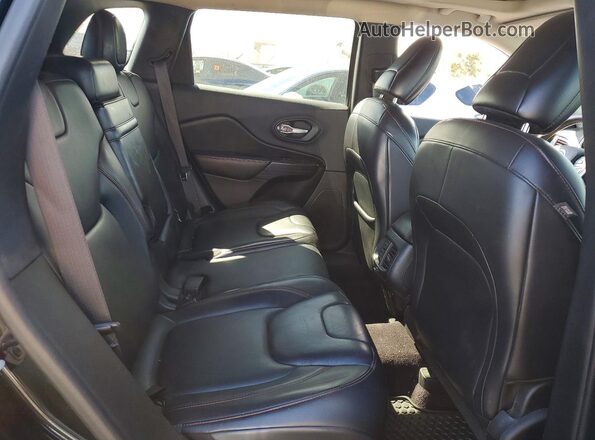 1C4PJMBS7GW215397 2016 JEEP CHEROKEE Черный Вид задней части салона