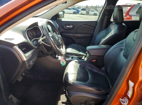 1C4PJMBS7GW277821 2016 JEEP CHEROKEE Orange წინა სალონის ხედი