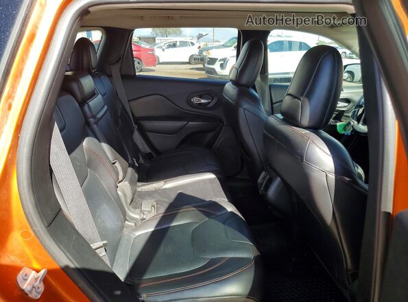1C4PJMBS7GW277821 2016 JEEP CHEROKEE Orange უკანა სავარძლების ხედი
