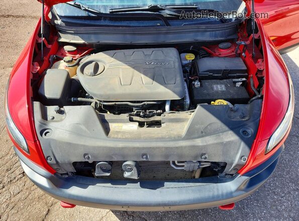1C4PJMBX3JD607243 2018 JEEP CHEROKEE Red Շարժիչի բաժամունքի տեսք