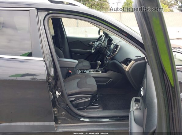 1C4PJMCB3GW144939 2016 JEEP CHEROKEE Black Front interior view