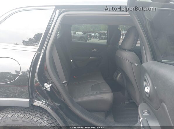 1C4PJMCB3KD452939 2019 JEEP CHEROKEE Black Widok naklejki z numerem VIN