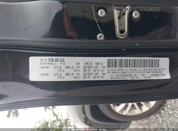 1C4PJMCB3KD452939 2019 JEEP CHEROKEE Black Widok komory silnika