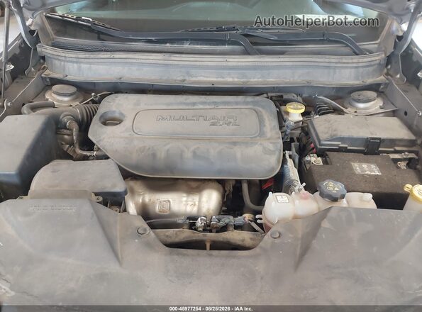 1C4PJMCB3KD464038 2019 JEEP CHEROKEE Silver Հետևի տեսք
