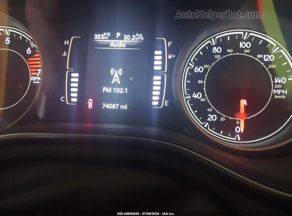 1C4PJMCB3KD479767 2019 JEEP CHEROKEE Silver Vista de los asientos traseros