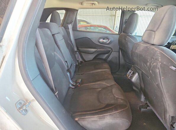 1C4PJMCS8GW278250 2016 JEEP CHEROKEE Белый Вид задней части салона