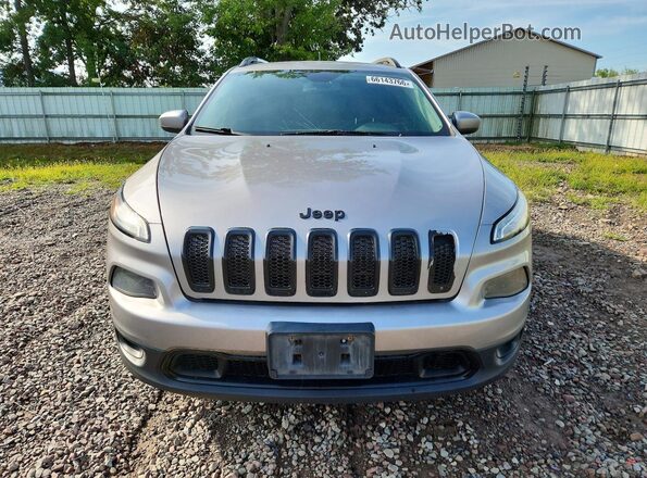 1C4PJMCXXJD543622 2018 JEEP CHEROKEE Silver Front view