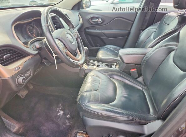 1C4PJMDB5HW525126 2017 JEEP CHEROKEE Gray Вид салону спереду