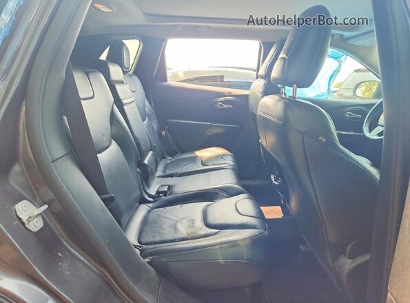 1C4PJMDB5HW525126 2017 JEEP CHEROKEE Gray Вид задньої частини салону