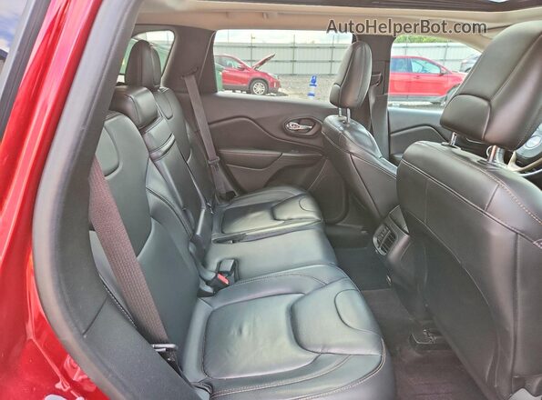 1C4PJMDS6HW546065 2017 JEEP CHEROKEE Red უკანა სავარძლების ხედი