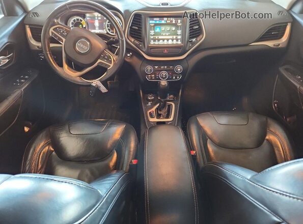1C4PJMDSXHW521136 2017 JEEP CHEROKEE White Widok deski rozdzielczej