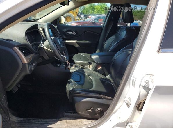 1C4PJMDX2JD515313 2018 JEEP CHEROKEE White Widok wnętrza z przodu