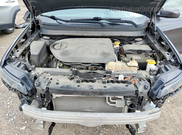 1C4PJMDX5LD621743 2020 JEEP CHEROKEE Silver Widok komory silnika