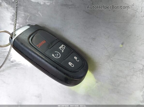 1C4PJMDX8LD591279 2020 JEEP CHEROKEE Black Вид панелі приладів