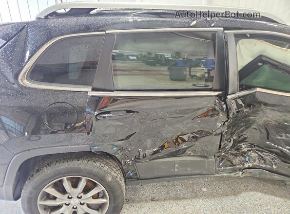 1C4PJMDX9JD575296 2018 JEEP CHEROKEE Black Rear interior view