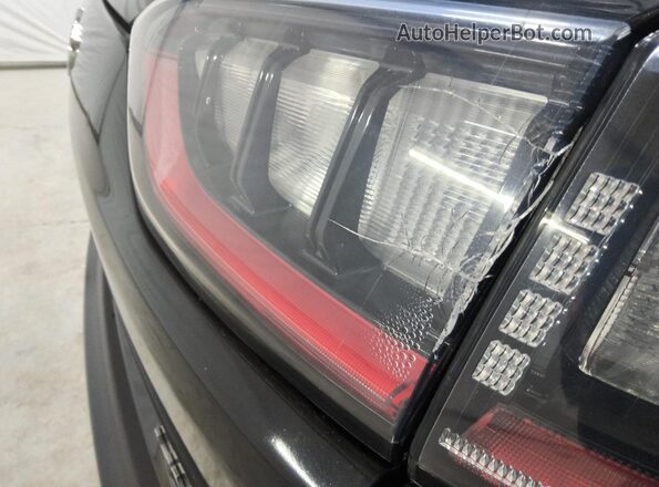 1C4PJMDXXLD602783 2020 JEEP CHEROKEE Black 