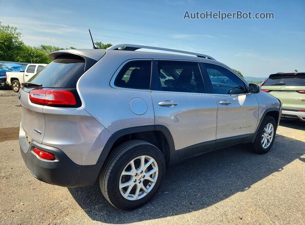 1C4PJMLB3JD535611 2018 JEEP CHEROKEE Silver Հետևի աջ
