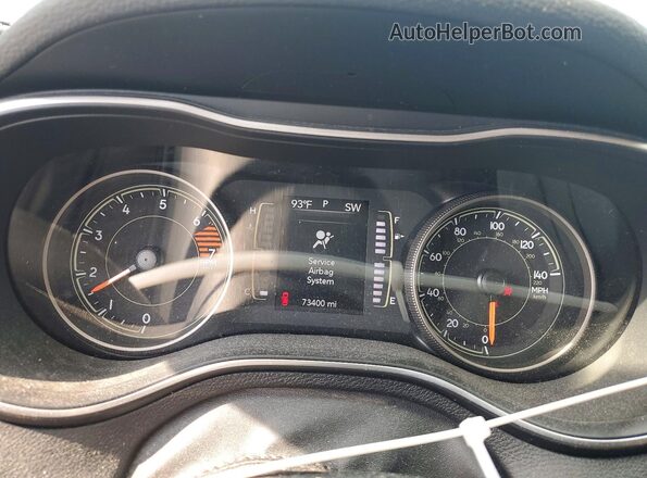 1C4PJMLB6KD400706 2019 JEEP CHEROKEE Black Սարքավորումների վահանակի տեսք