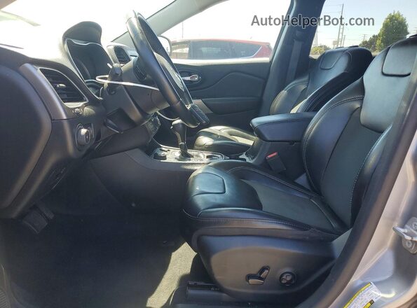 1C4PJMLB7KD315096 2019 JEEP CHEROKEE Silver Սալոնի դիմացի տեսք