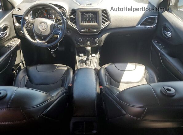 1C4PJMLB7KD315096 2019 JEEP CHEROKEE Silver Առջևի վահանակի տեսք