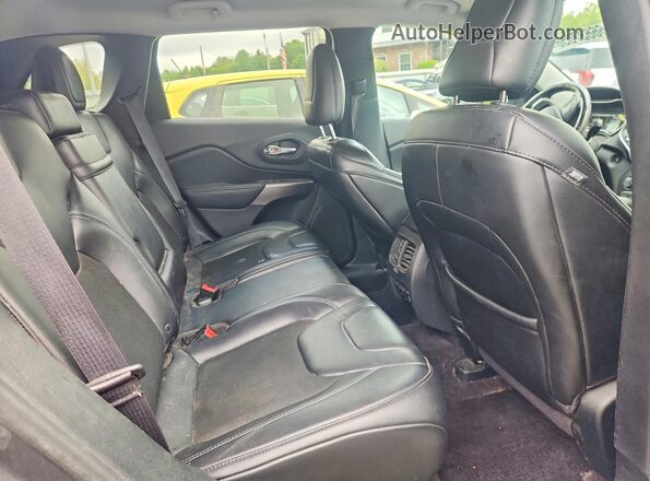 1C4PJMLN0KD238551 2019 JEEP CHEROKEE Gray უკანა სალონის ხედი