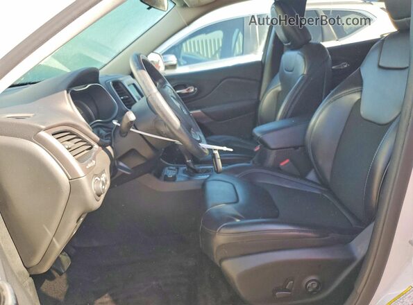 1C4PJMLX7KD233672 2019 JEEP CHEROKEE White Սալոնի դիմացի տեսք