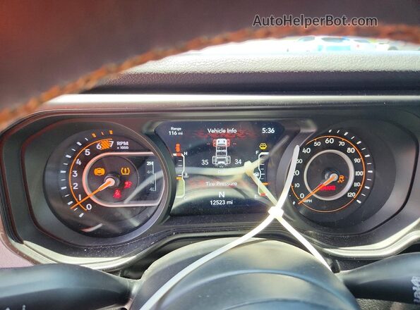 1C4PJXDG4RW258737 2024 JEEP WRANGLER White Vista del cuadro de instrumentos