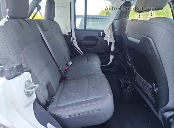 1C4PJXFN9TW286312 2026 JEEP WRANGLER White უკანა სალონის ხედი