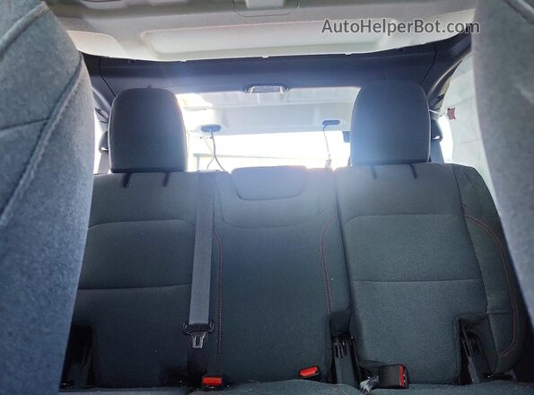 1C4PJXFN9TW286312 2026 JEEP WRANGLER White უკანა სავარძლების ხედი