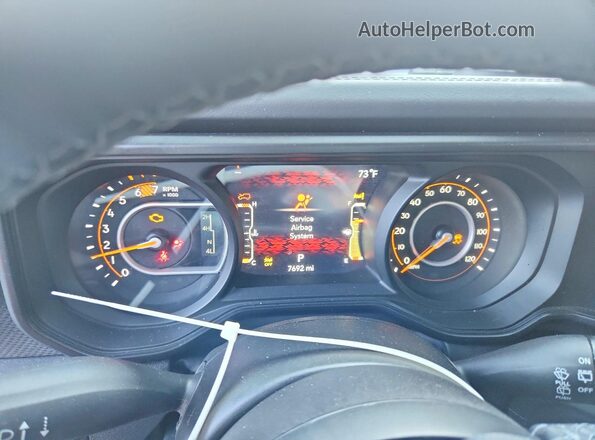 1C4PJXFN9TW286312 2026 JEEP WRANGLER White ხელსაწყოთა პანელის ხედი